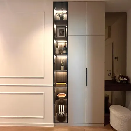 Luxury Rinos - Free Garage Parking