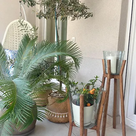 Apartman Luxury Rinos - Free Garage Parking *