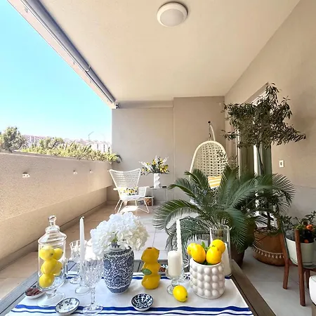 Διαμέρισμα Luxury Rinos - Free Garage Parking *