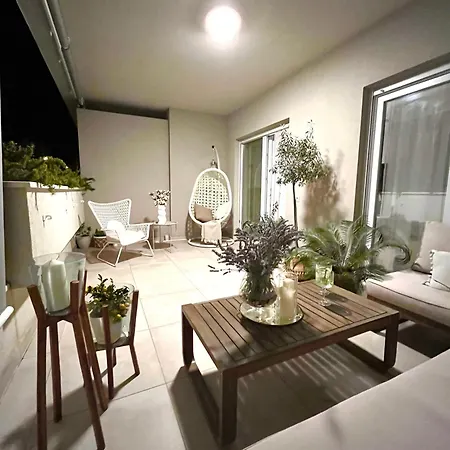 Luxury Rinos - Free Garage Parking Apartment